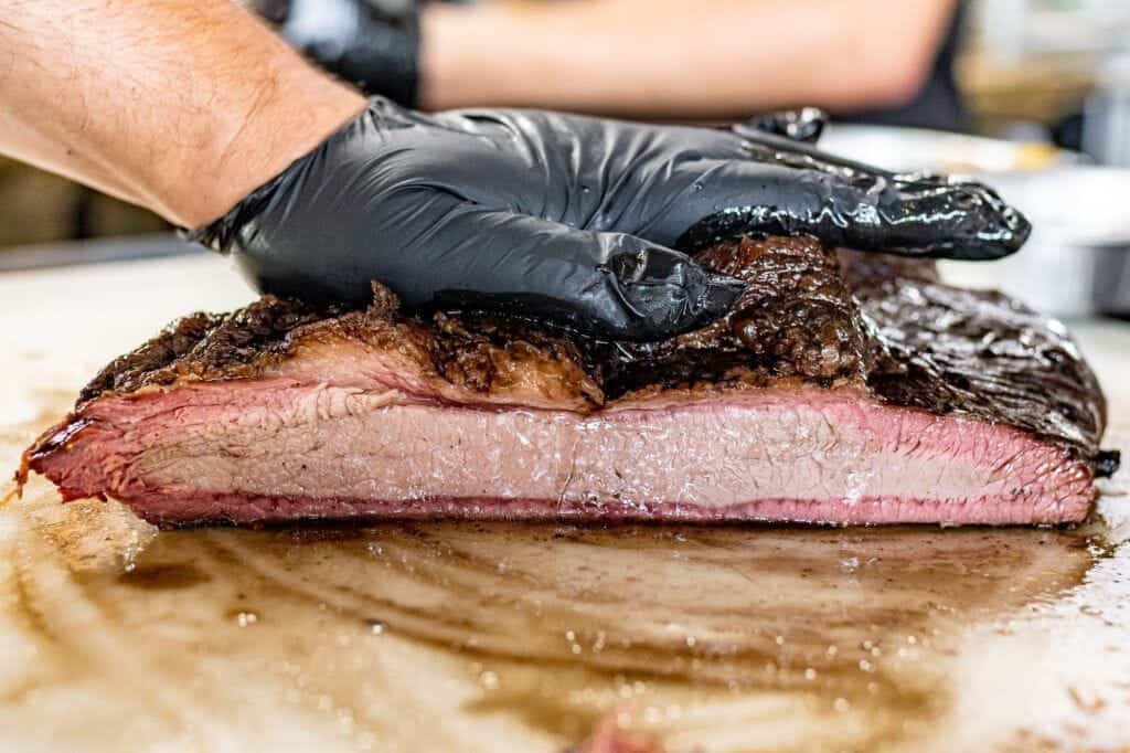 Guide complet pour fumer une poitrine de bœuf maturée 4 Guide complet pour fumer une poitrine de bœuf d'aurochs affinée – viande affinée haut de gamme b